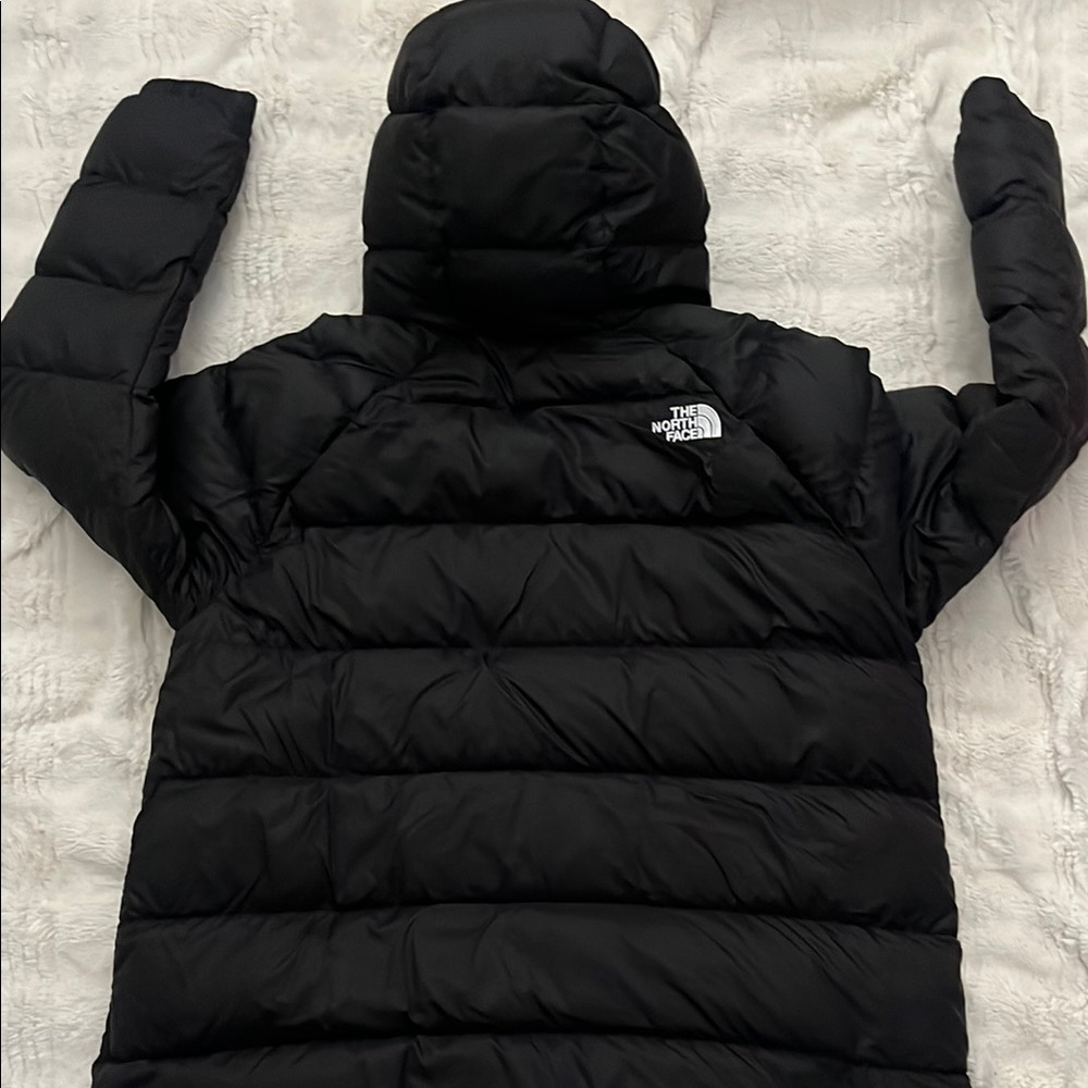 The North Face Black Insulated Jacket - Picture 2 of 5